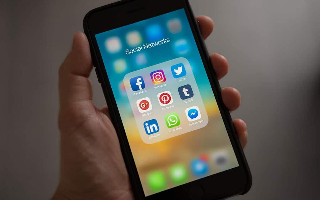 Où et comment trouver du travail sur les réseaux sociaux ?